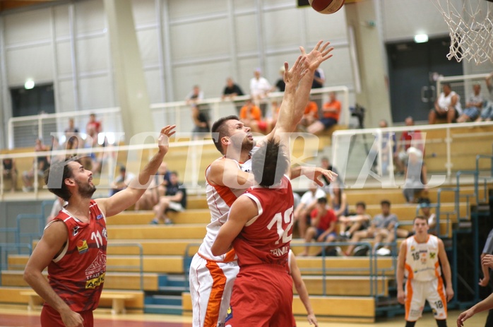Basketball ABL 2015/16 Vorbereitung NÃ-CUP Finale BK Dukes Klosterneuburg vs. Traiskirchen Lions


